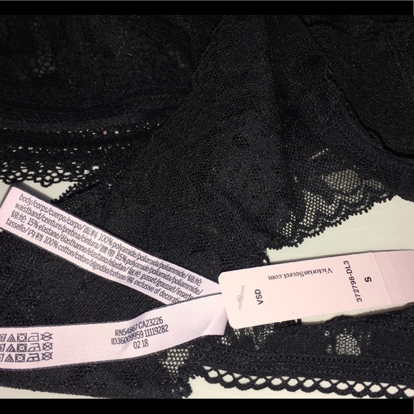 Victoria Secret Bralette Black M & Thong panty S - Picture 6 of 8
